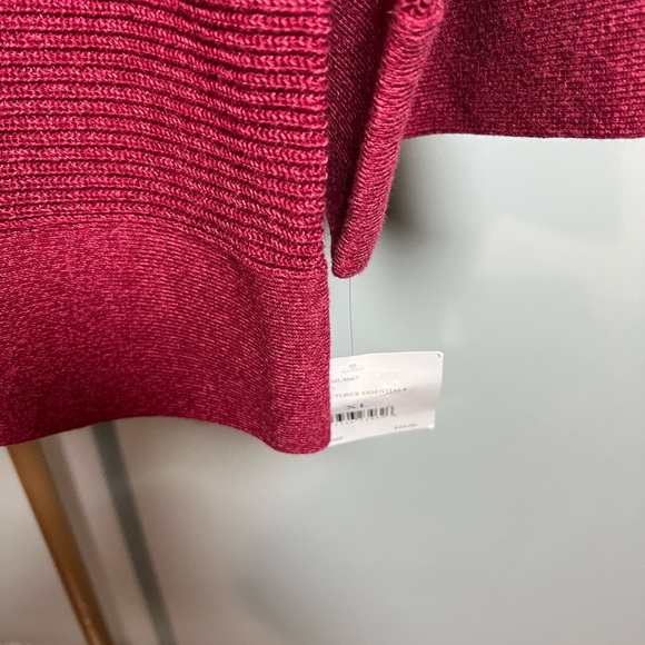 JH Collectibles Maroon Crew Neck Sweater - Picture 4 of 4